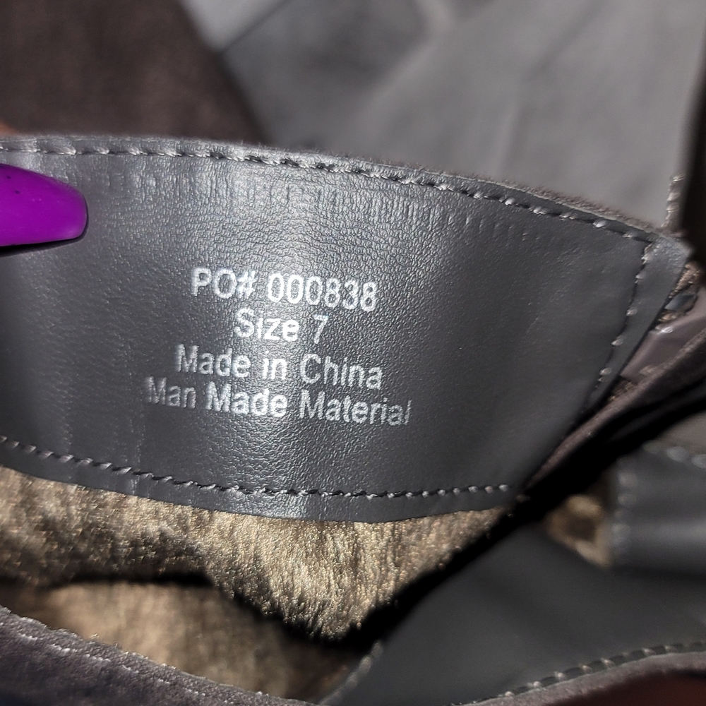 Grey boots - Picture 8 of 8